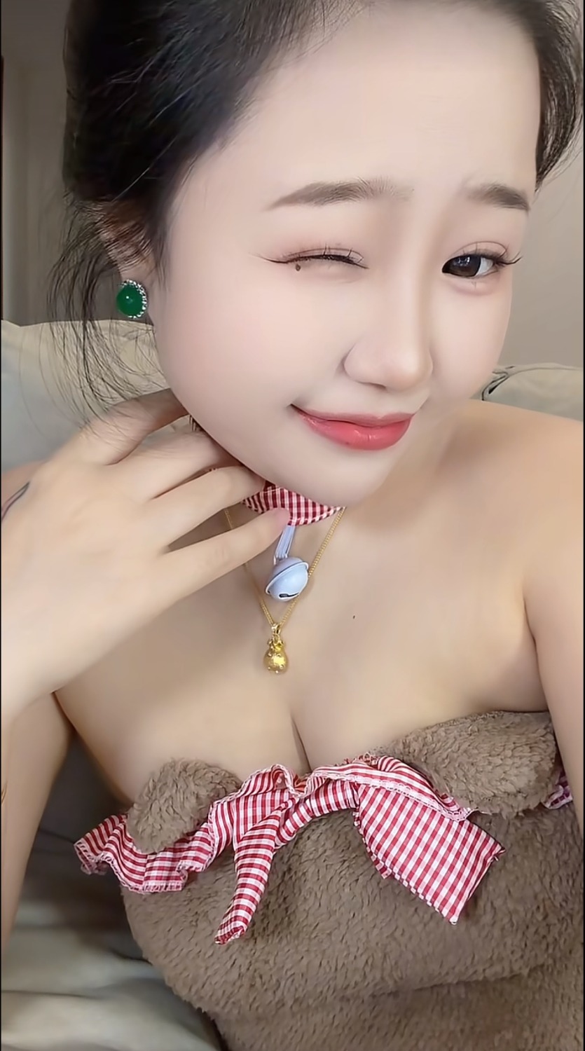 Screenshot_20260224_233033_com.ss.android.ugc.aweme_edit_234145290117916.jpg
